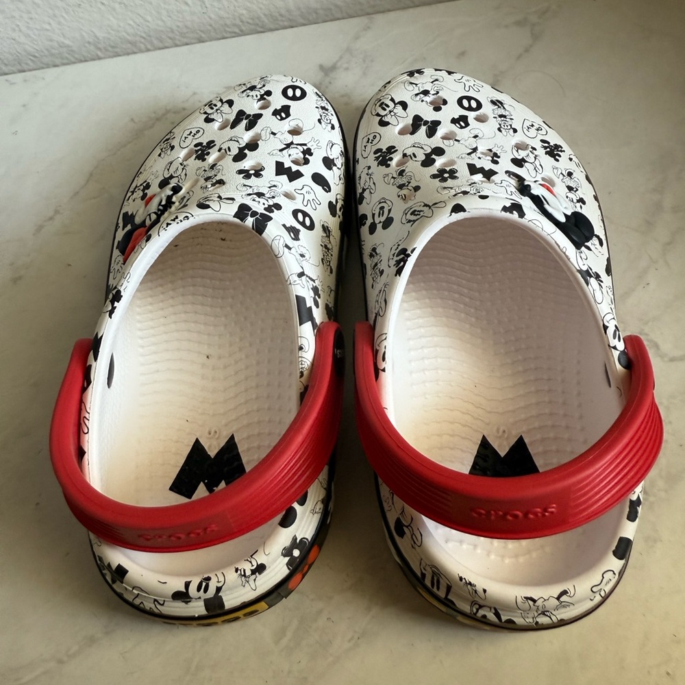 CROCS Mickey Off Court Clogs - Picture 6 of 9